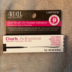 ARDELL dark brush on eyelash adhesive